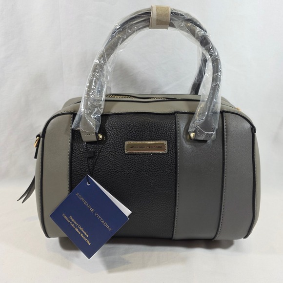 Adrienne Vittadini Handbags - Adrienne Vittadini Regency Collection Pebbled Color Block Barrel Bag NWT